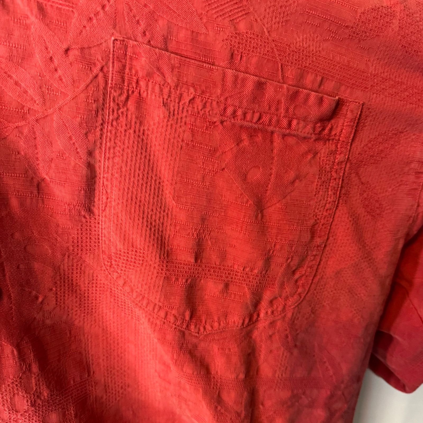 Tommy Bahama Tommy Bahama Men's Red 100% Silk camp loop collar shirt XL Size US XL / EU 56 / 4 - 4 Thumbnail