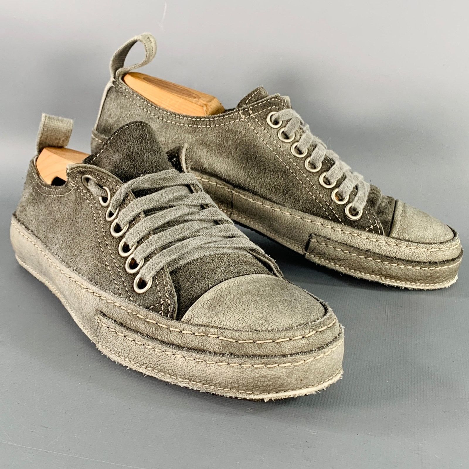 volga volga 7 Grey Distressed Suede Low Top Rubber Sole Sneakers Size US 7 / IT 37 - 1 Thumbnail