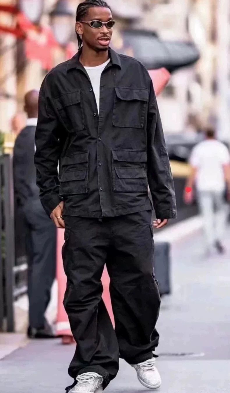 Balenciaga Balenciaga size 37 Four-pocket washed embroidered logo too Size US M / EU 48-50 / 2 - 5 Thumbnail