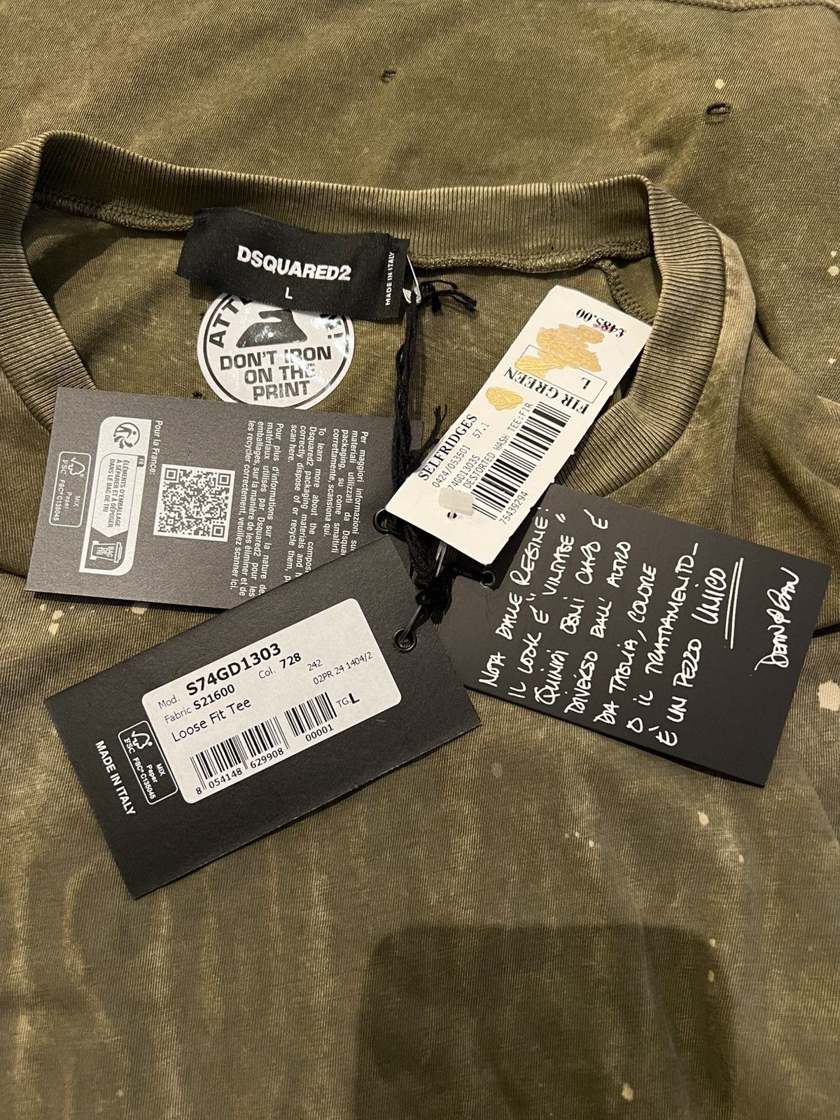 Dsquared2 Description DSQUARED2 Distorted logo-print relaxed-fit Large Size US L / EU 52-54 / 3 - 10 Thumbnail