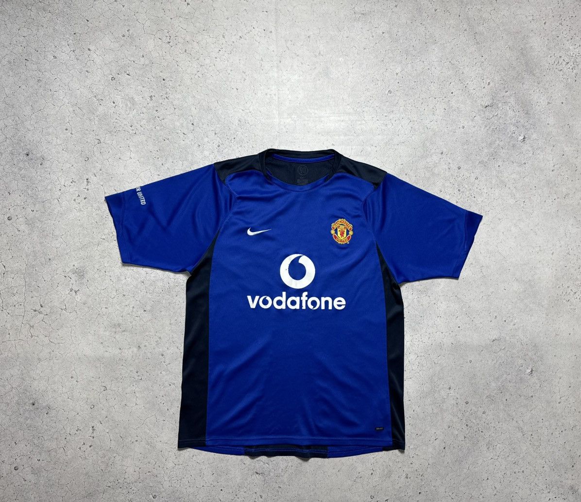 Nike FC Manchester United 2005/2006 Vintage Soccer Jersey
