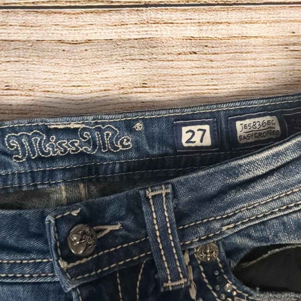 Miss Me Miss me distressed easy crop jeans size 27 Size 27" / US 4 / IT 40 - 3 Thumbnail
