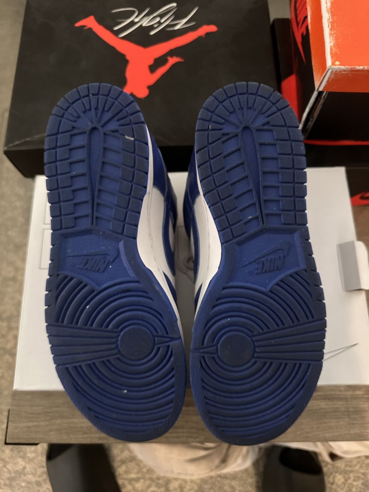 Nike NIKE ID Kentucky Dunks SZ 11 Size US 11 / EU 44 - 4 Thumbnail