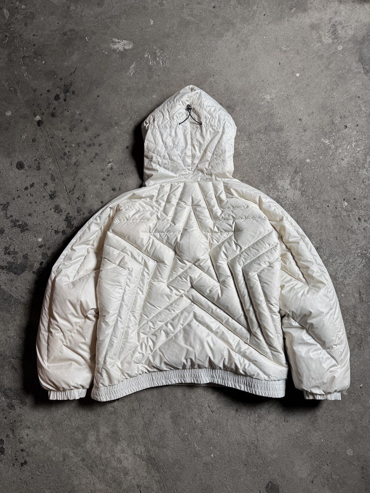 Bad Son Star Puffer Jacket by BADSON Size L Size US L / EU 52-54 / 3 - 8 Thumbnail