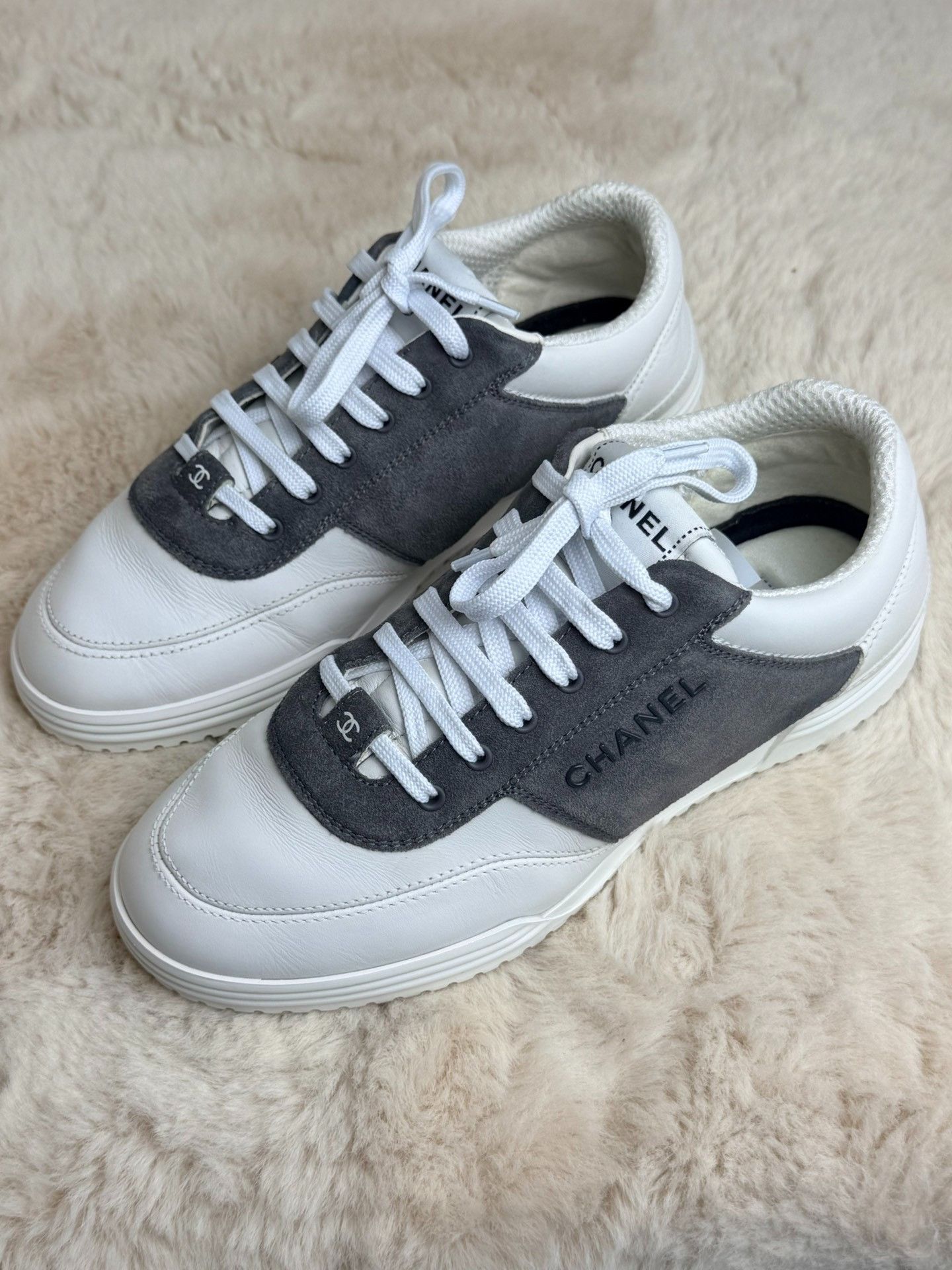 Chanel Chanel Multi Lowtop Sneakers us_8 Women Size US 8 / IT 38 - 1 Thumbnail