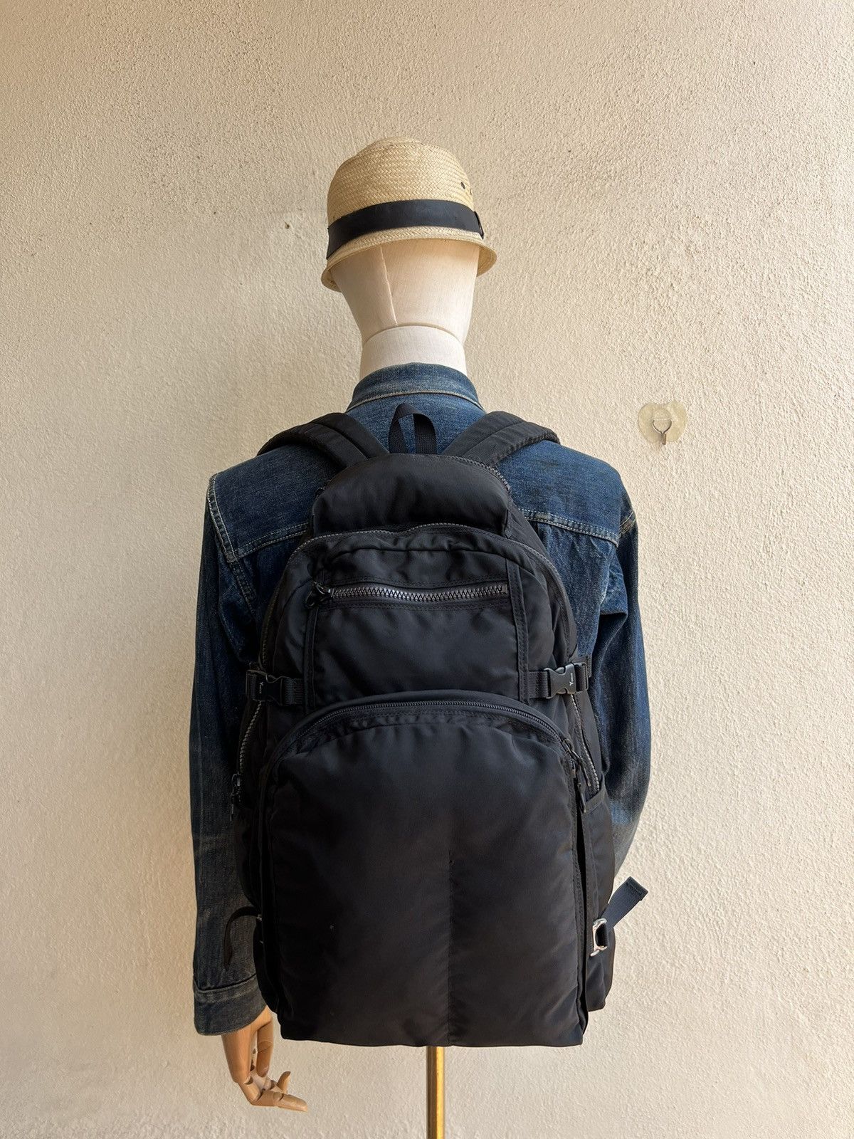 Yohji Yamamoto Vintage Yohji Yamamoto Y’saccs Black Ballistic Backpack Size ONE SIZE - 3 Thumbnail