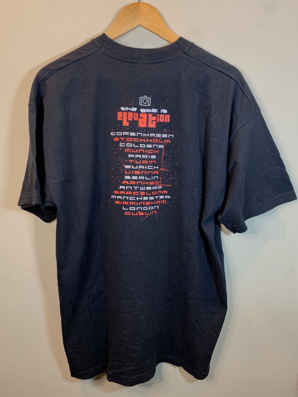 Band Tees × Vintage *RARE* Vintage 2001 U2 Goal Is Elevation Tour Euro T-Shirt Size US XL / EU 56 / 4 - 2 Thumbnail
