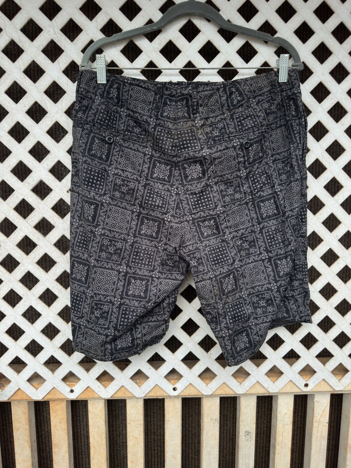 Reyn Spooner Reyn Spooner X Uniqlo Men's M 30-33 Hawaiian Chino Shorts Size US 32 / EU 48 - 2 Thumbnail