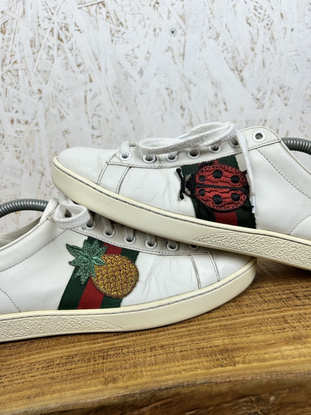 Gucci Gucci Ace Pineapple Low Top Sneakers White 36 1/2 Size US 6.5 / IT 36.5 - 1 Thumbnail