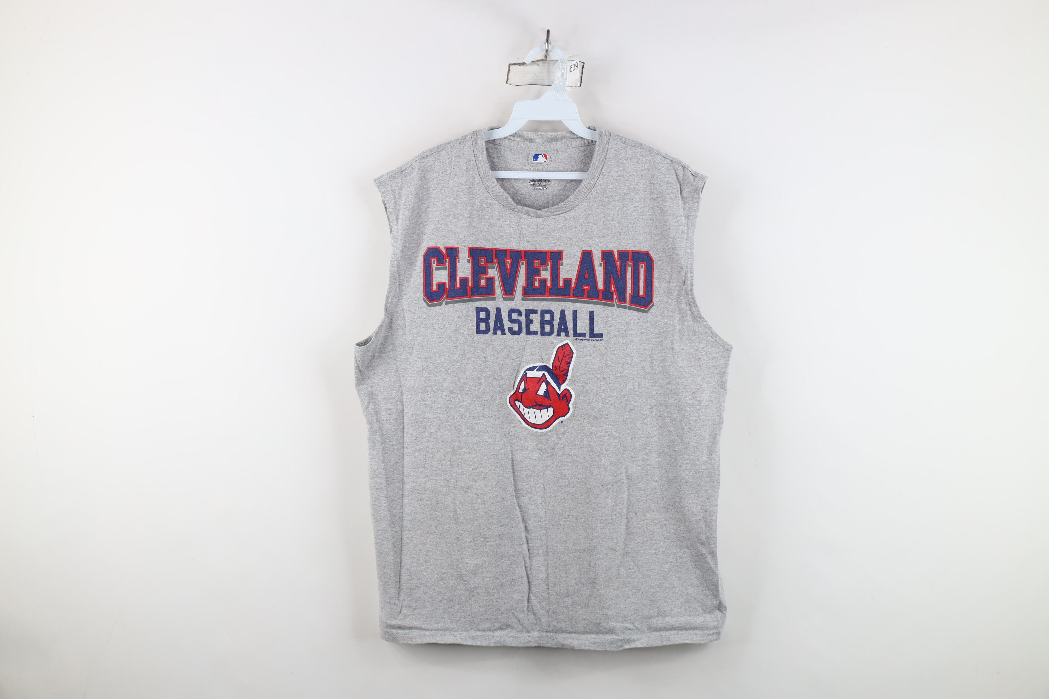 Vintage Vintage Wahoo Cleveland Indians Baseball Muscle T-Shirt Size US XL / EU 56 / 4 - 1 Thumbnail