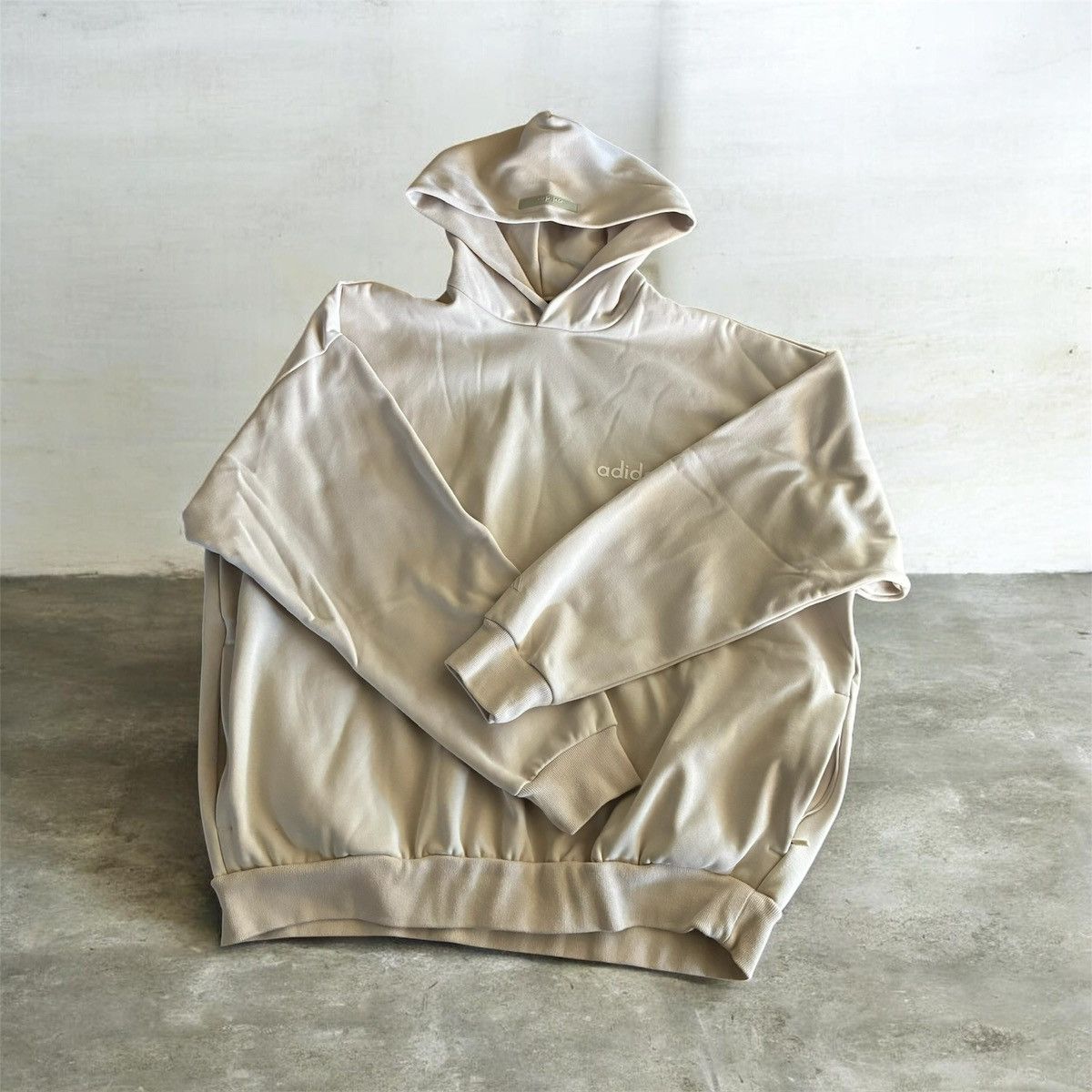 Adidas × Fear of God Fear of God Athletics x adidas Basketball FW22 SAMPLE Hoodie Size US L / EU 52-54 / 3 - 1 Thumbnail