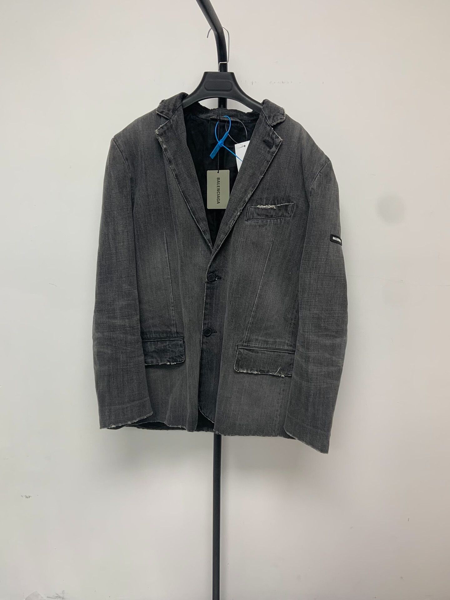 Balenciaga Balenciaga Long Sleeve Logo Blazer Jacket Size US L / EU 52-54 / 3 - 1 Thumbnail