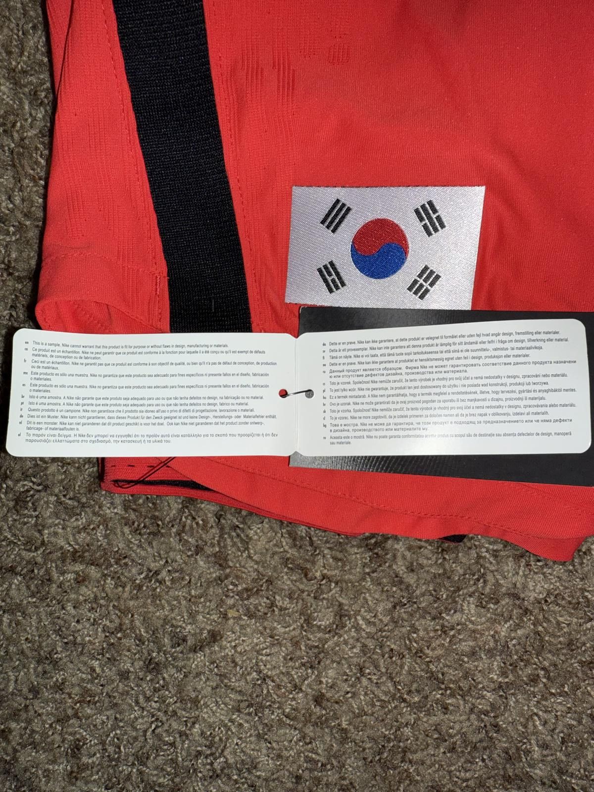 Nike Nike South Korea Vaporknit Soccer Futbol Shorts Size 28" / US 6 / IT 42 - 8 Thumbnail