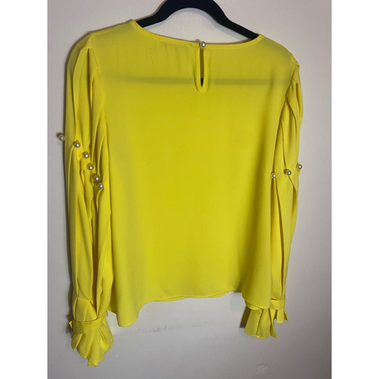 & Other Stories Elegant yellow shirt with pleated sleeves size small by CQ Size S / US 4 / IT 40 - 10 Thumbnail