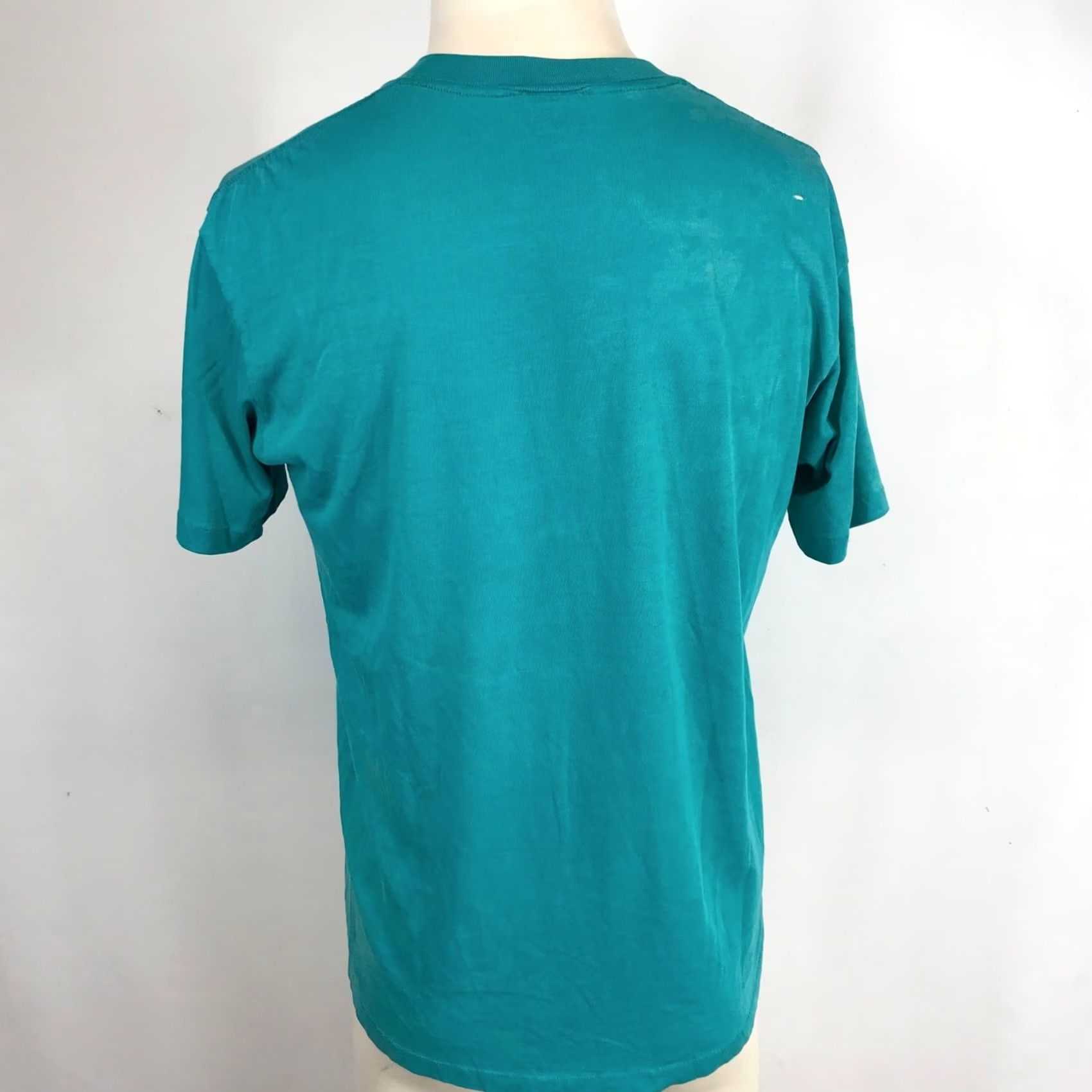 Nike VINTAGE Nike Bloomsday 84 Finisher T-Shirt Mens Teal Pink Single Stitch 80s Tee Size US L / EU 52-54 / 3 - 7 Thumbnail