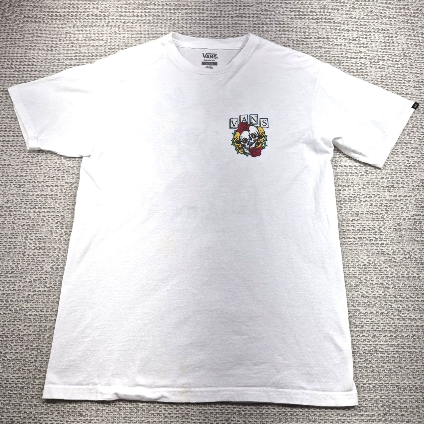 Vans **Off The Wall Skull Rose Vans Mens White Medium Graphic Tee** User: **White Medium Off The Wall Skull Rose Vans Mens Graphic Tee** Size US M / EU 48-50 / 2 - 3 Thumbnail
