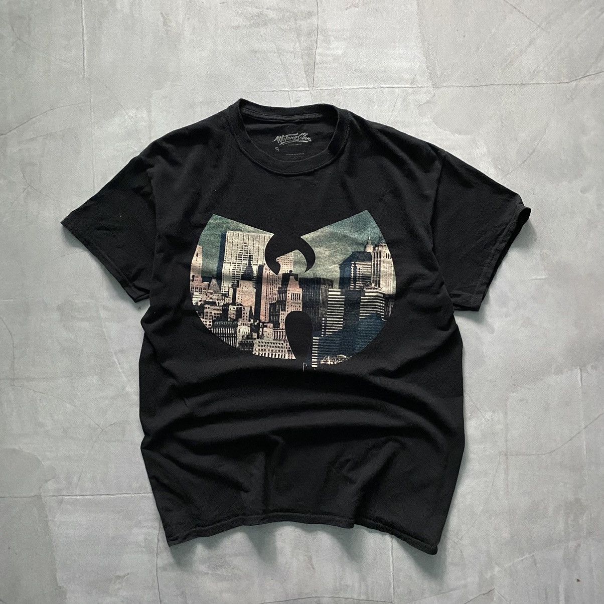 Vintage × Wu-Tang Clan WU-TANG Clan Big Logo Band Tee T-shirt Size US S / EU 44-46 / 1 - 1 Thumbnail