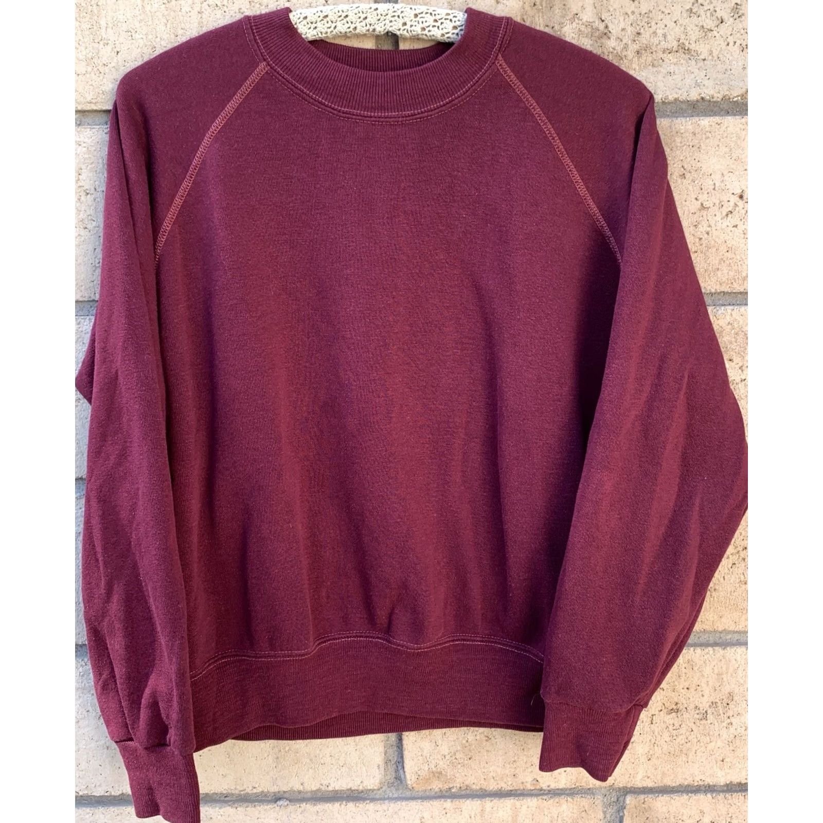 Vintage VINTAGE Red Sweatshirt Long Sleeve XL Men Size US XL / EU 56 / 4 - 5 Thumbnail