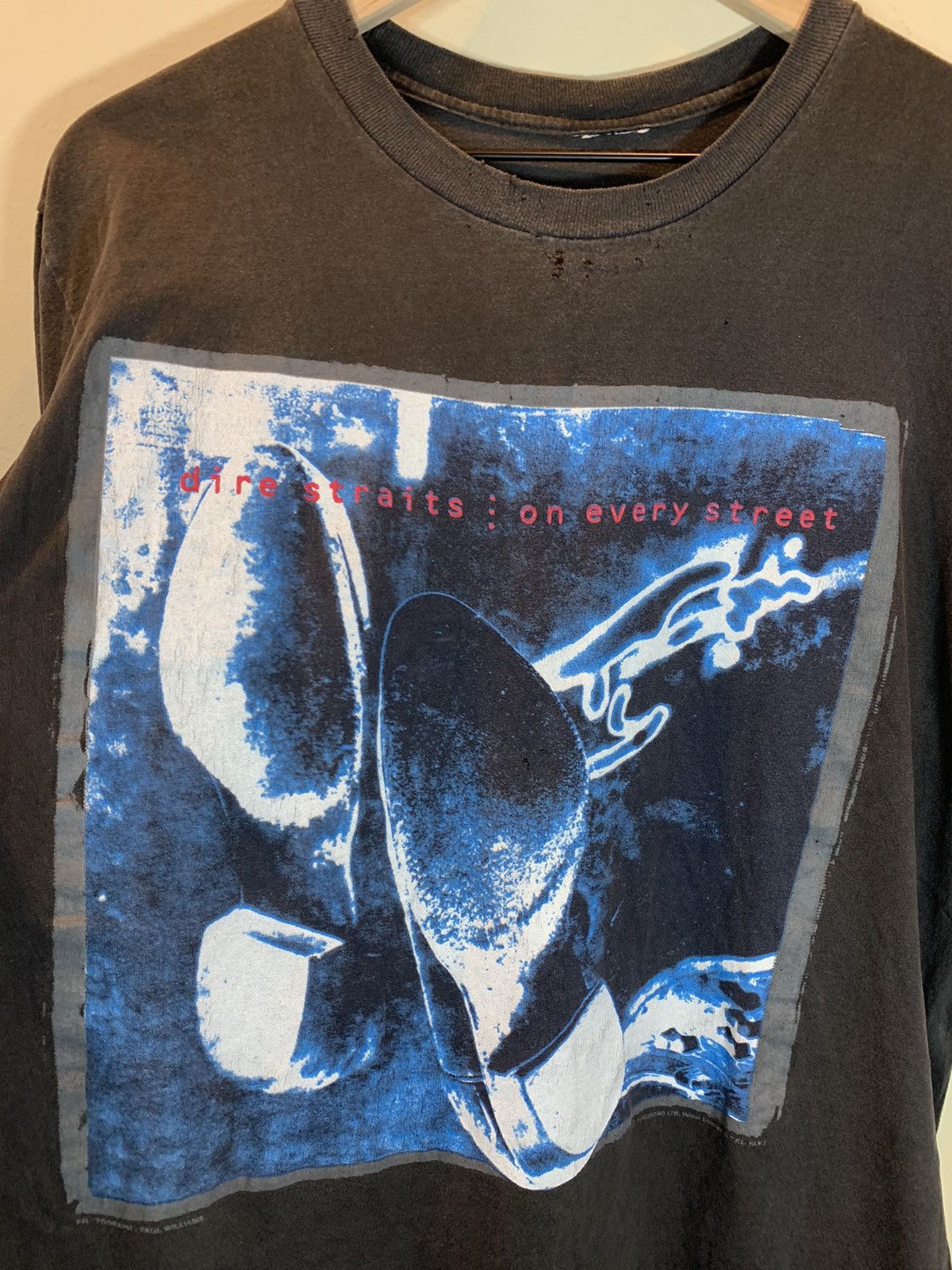 Band Tees × Vintage *RARE* Vintage 1992 Dire Straits On Every Street Tour Shirt Size US L / EU 52-54 / 3 - 3 Thumbnail