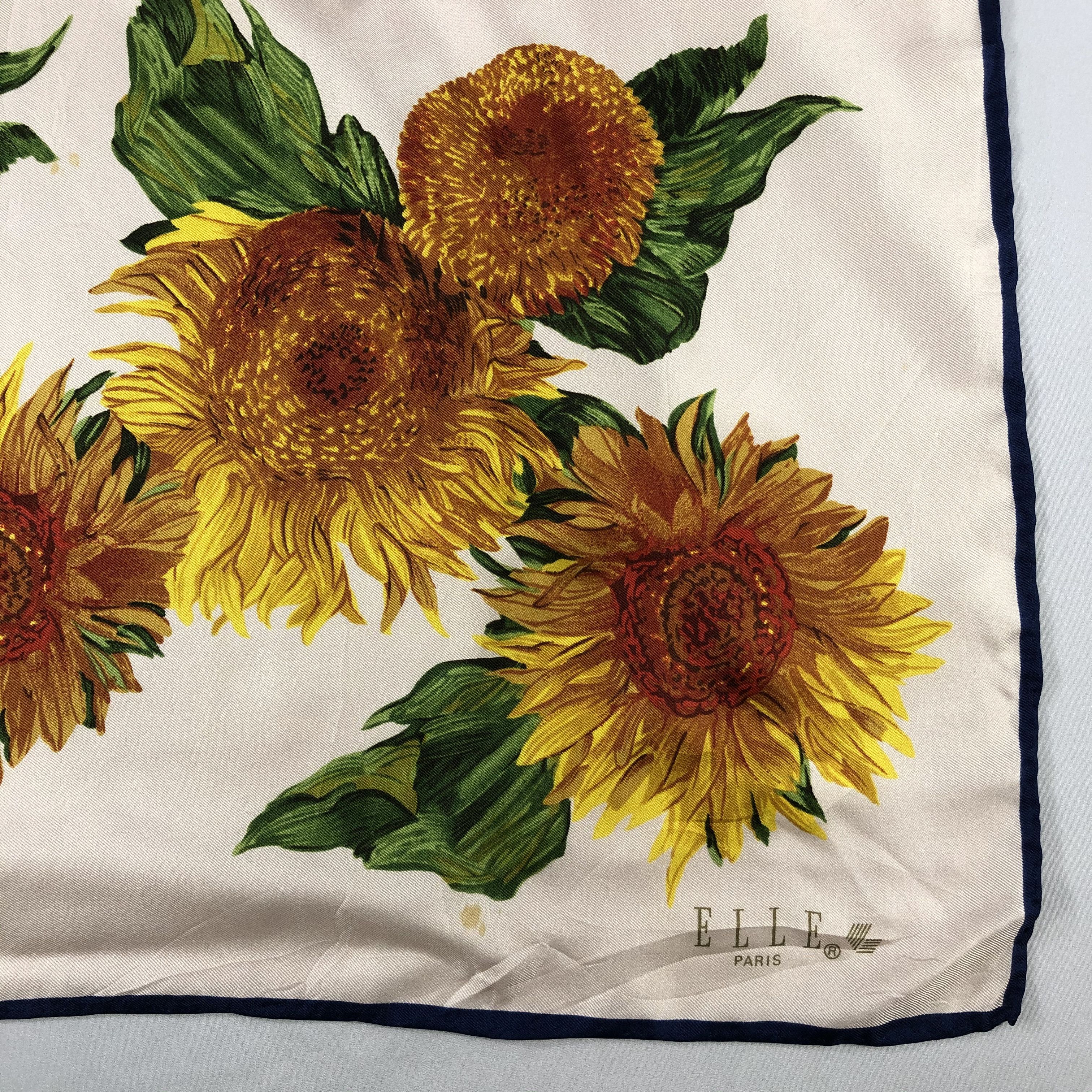 Vintage Vintage Elle Paris Silk Scarf Size ONE SIZE - 4 Thumbnail