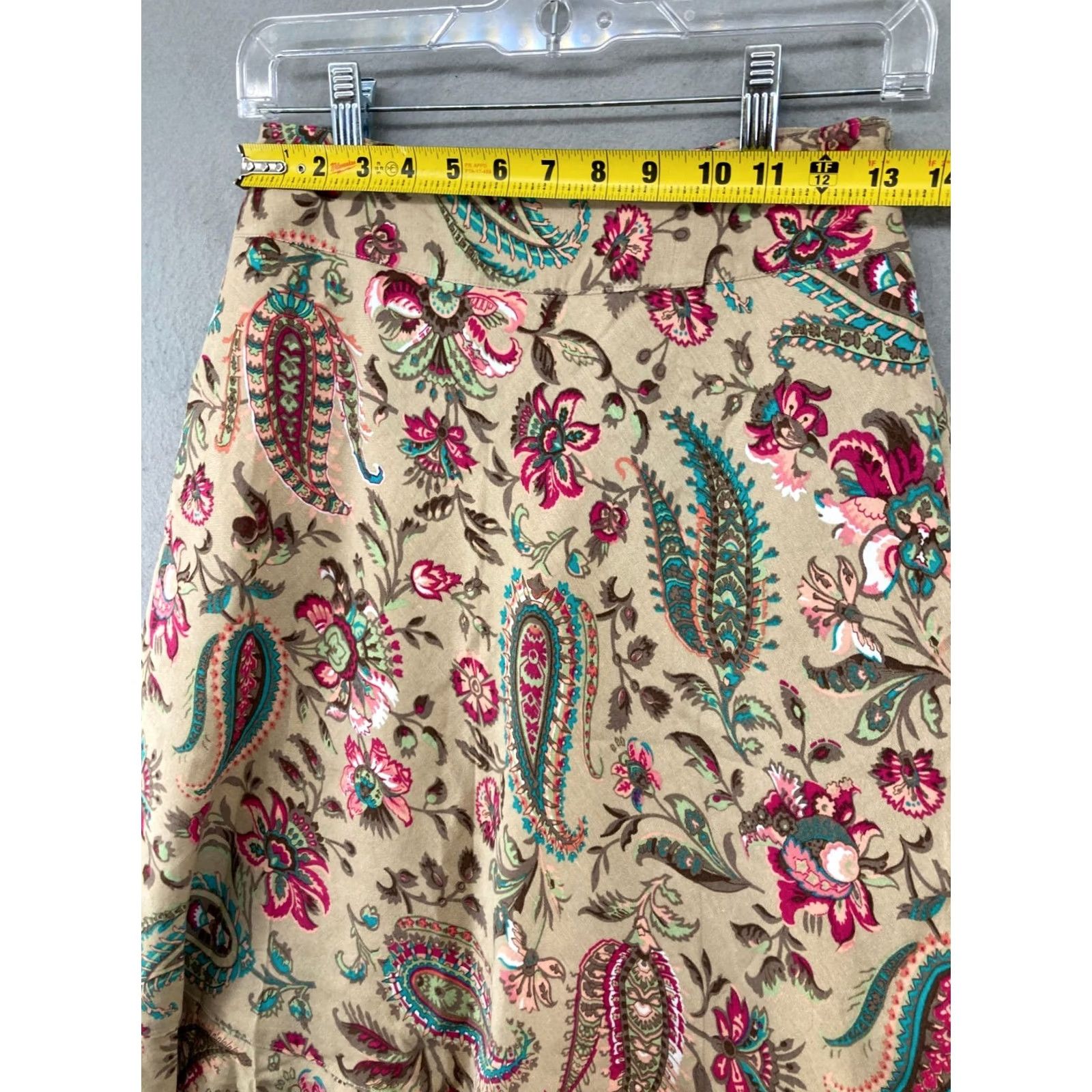 Vintage East 5th Skirt 2P Petite Tan Paisley Ruffle Hem - Knee Length, Linen Blend, Zip, Machine Washable, Lightweight, Lined, 90s Boho Style Womens Size 26" / US 2 / IT 38 - 2 Thumbnail