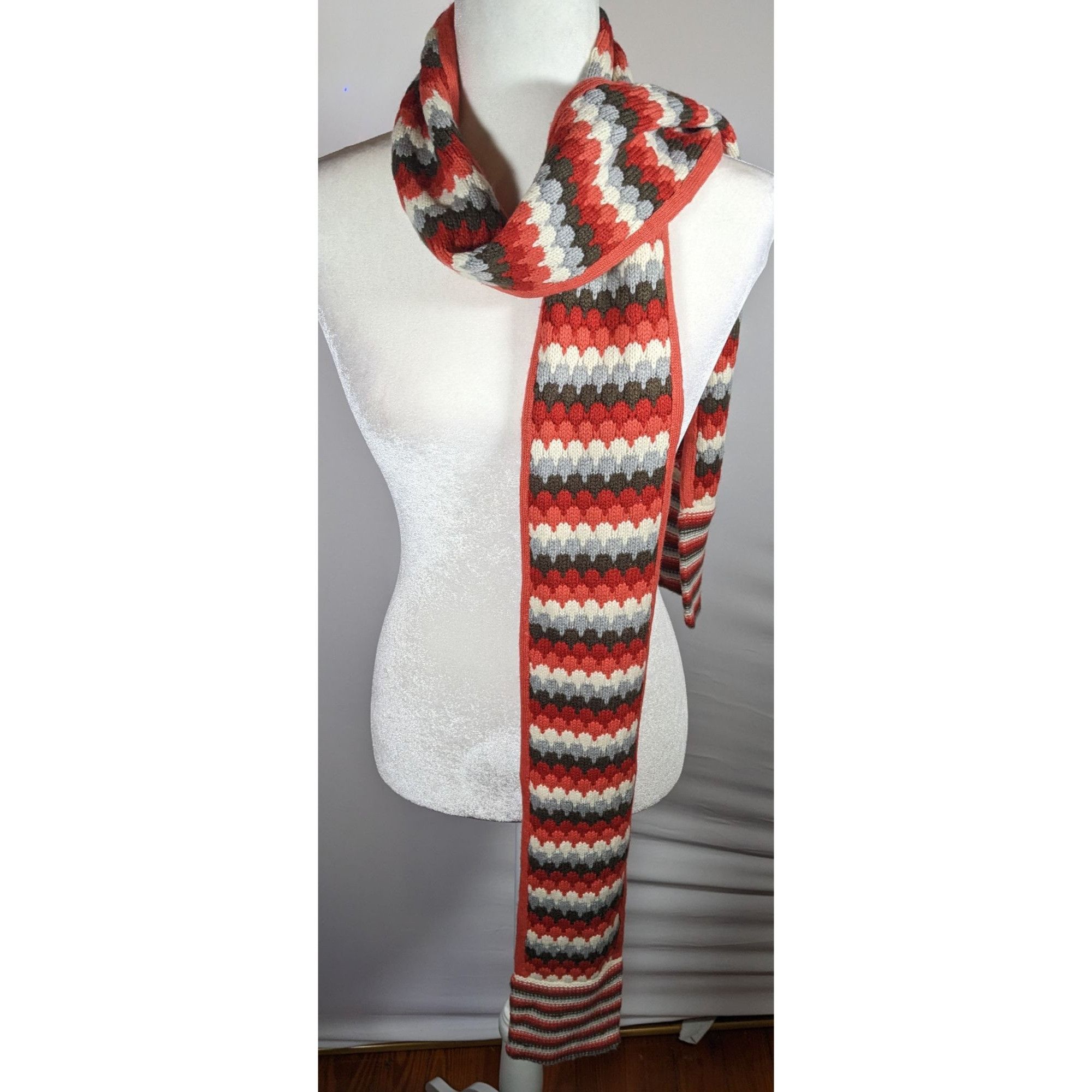 Other Retro Nostalgic Red Orange And Grey Striped Fish Scale Scarf Size ONE SIZE - 5 Thumbnail