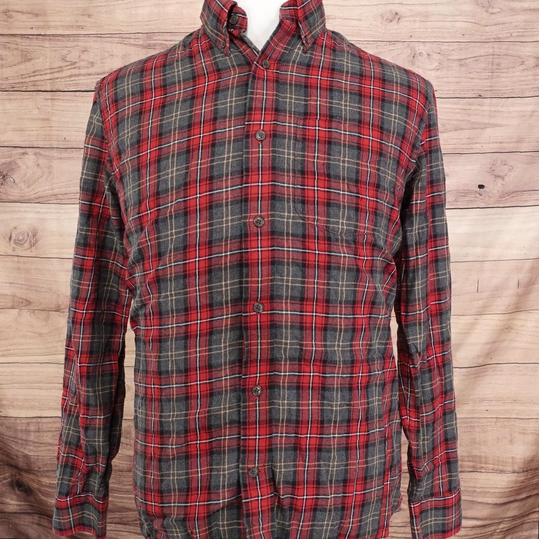 Banana Republic Banana Republic Mens Shirt Medium Casual Flannel Plaid Button-Down Long Sleeve Cotton Red Black Size US M / EU 48-50 / 2 - 3 Thumbnail