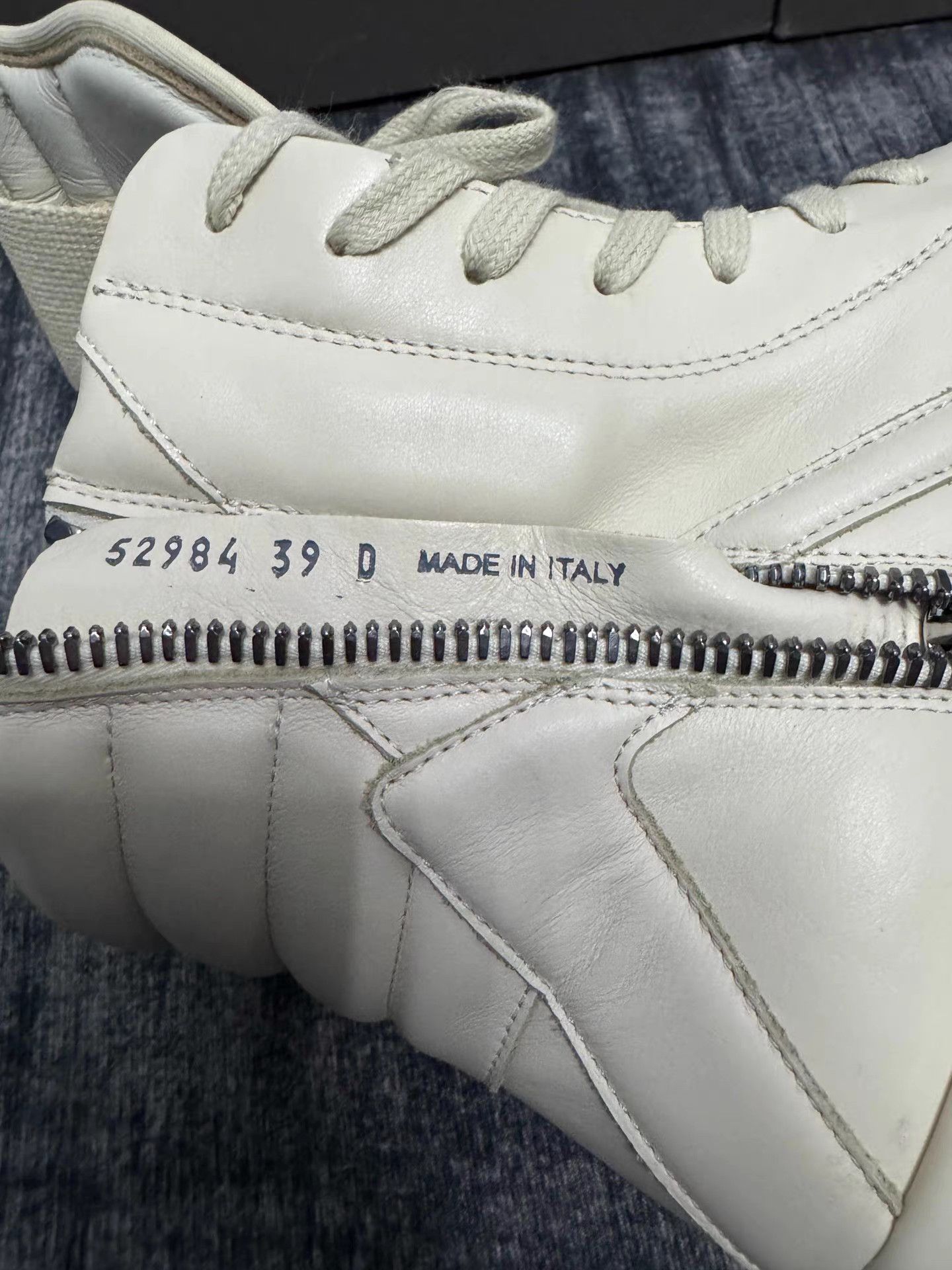 Rick Owens Rick Owens Mainline White Thick Sole Triangle Sneakers Size US 6 / EU 39 - 8 Thumbnail