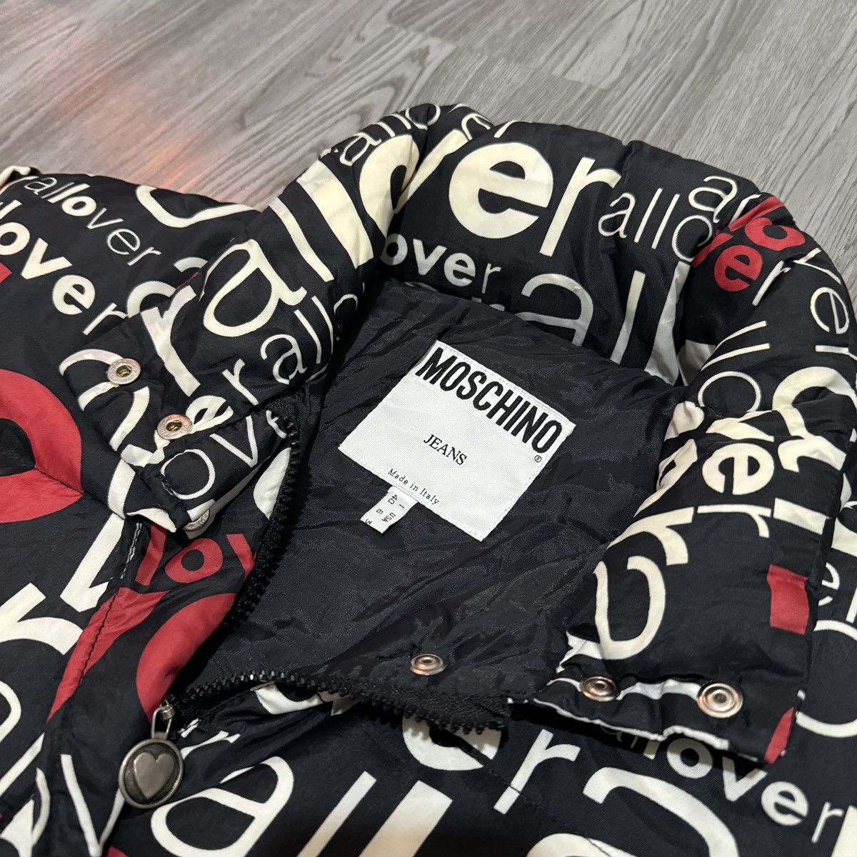 Moschino Moschino Love Allover Puffer Jacket Size US M / EU 48-50 / 2 - 2 Thumbnail