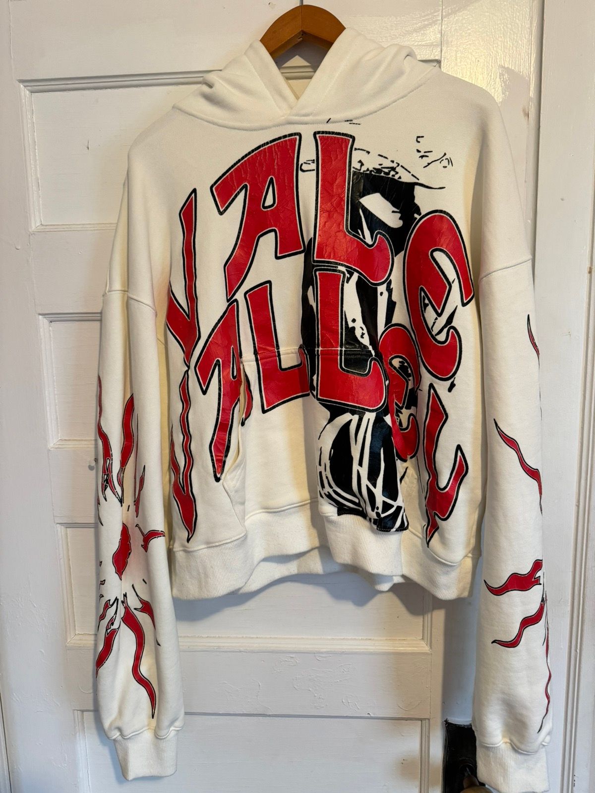 Pre-owned Vale Valley Hoodie In White