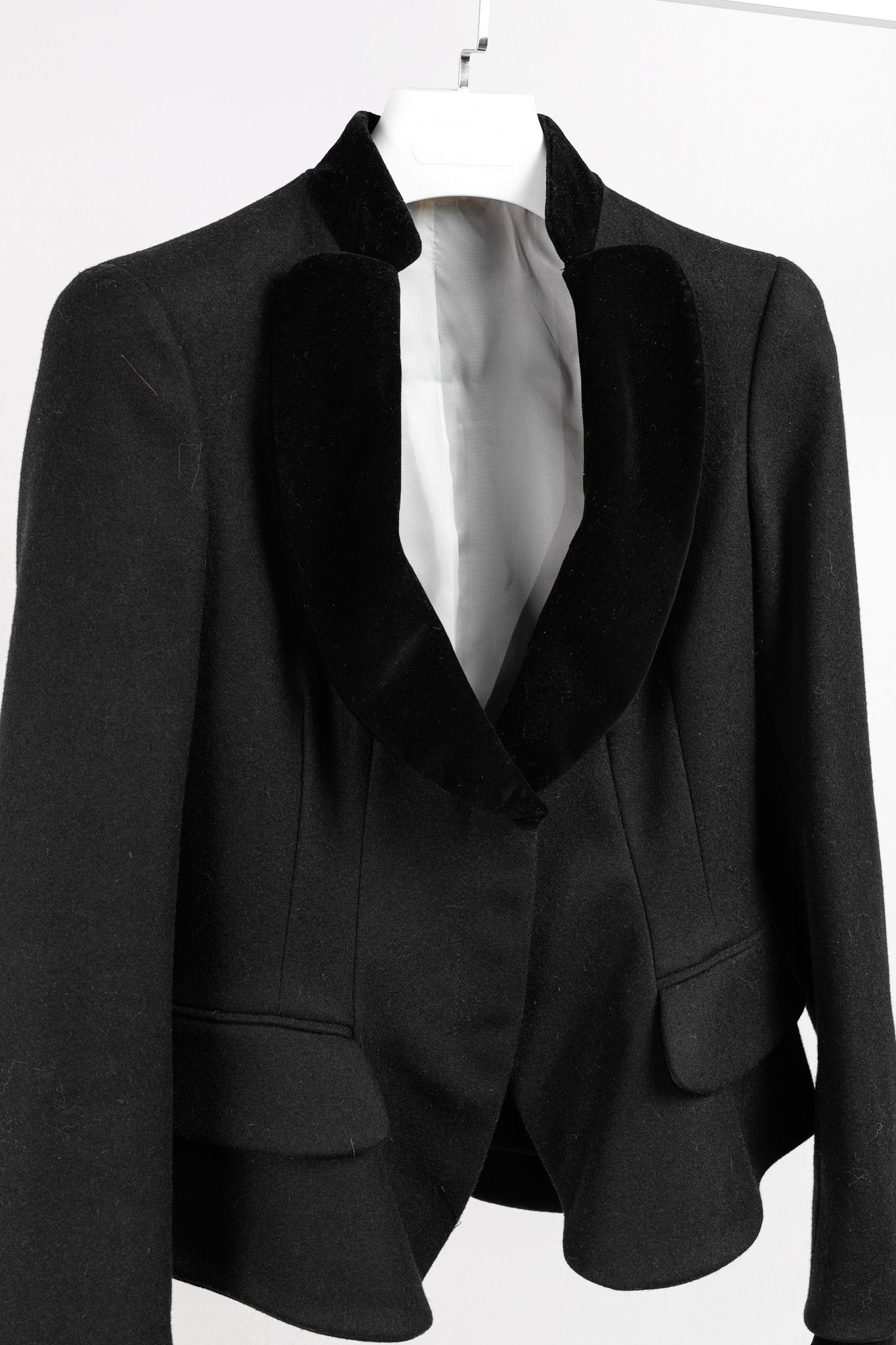 Alexander McQueen Alexander McQueen PF/12 Wool & Cashmere Velvet Peplum Blazer Size M / US 6-8 / IT 42-44 - 3 Thumbnail