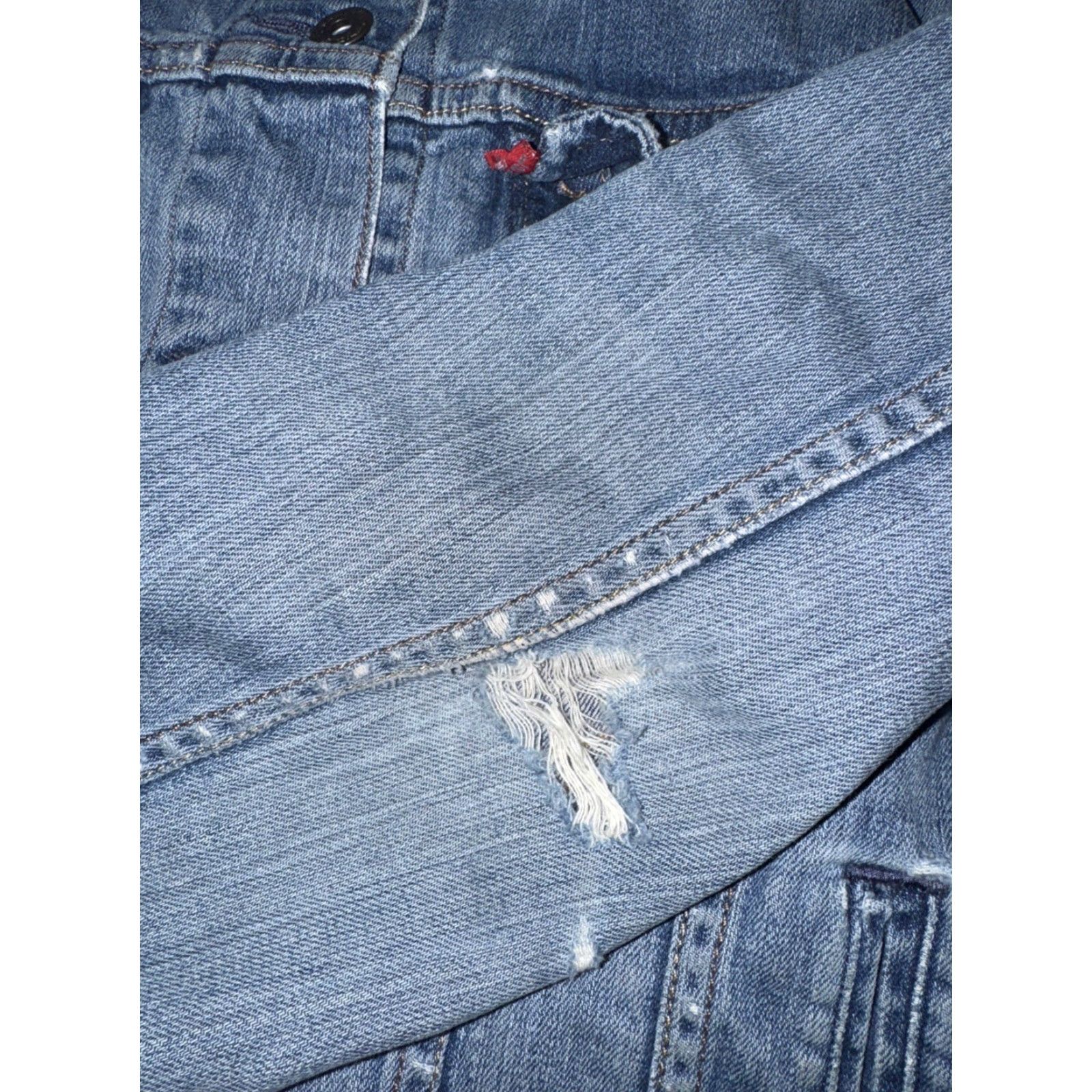 Levi's VINTAGE Levi’s San Francisco Denim Trucker Jacket Blue Distressed Large 20x22 Women’s L 90s Western Trucker Jacket Mens Womens Size L / US 10 / IT 46 - 4 Thumbnail