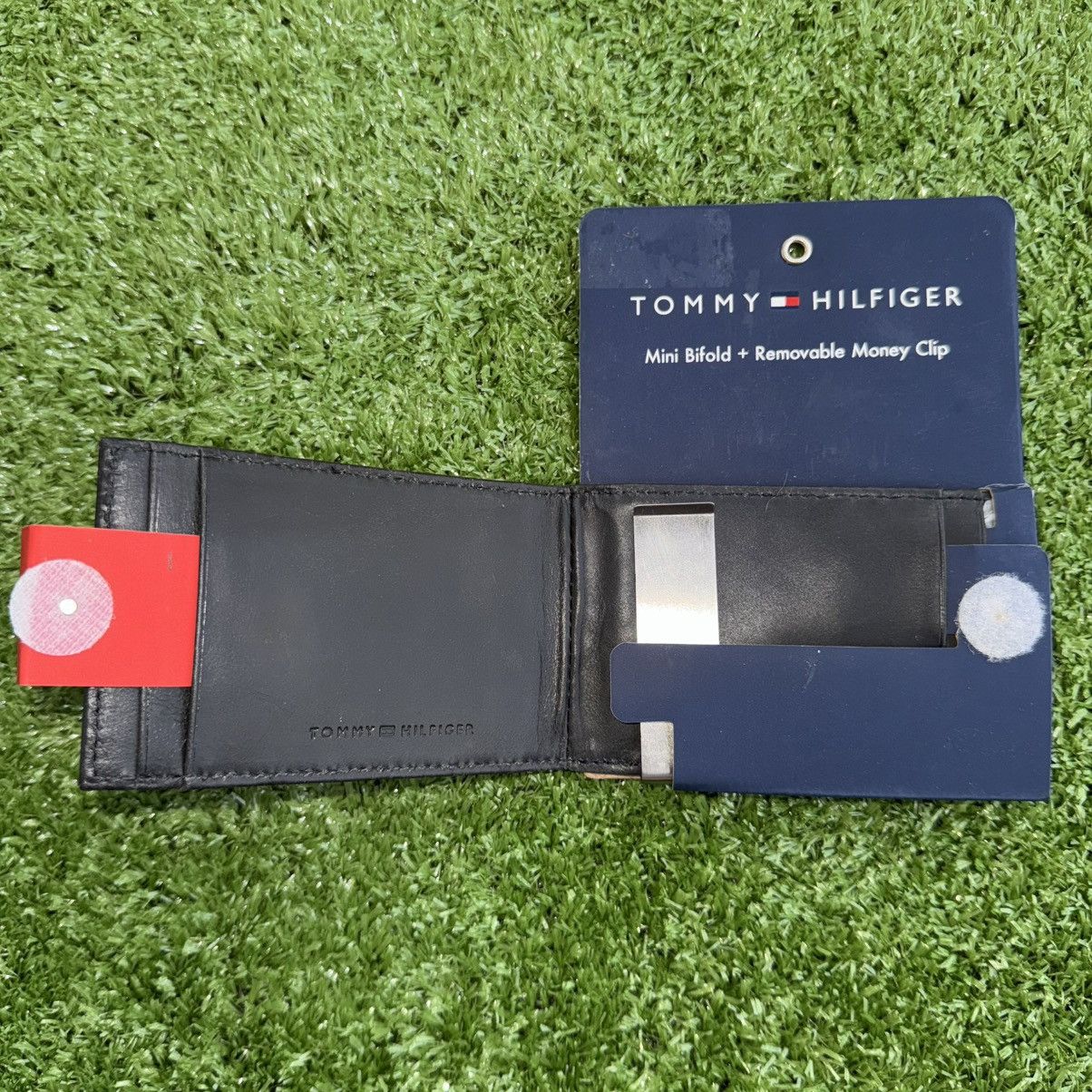 Tommy Hilfiger × Vintage Tommy Hilfiger Black Genuine Leather Money Clip Wallet Size ONE SIZE - 3 Thumbnail