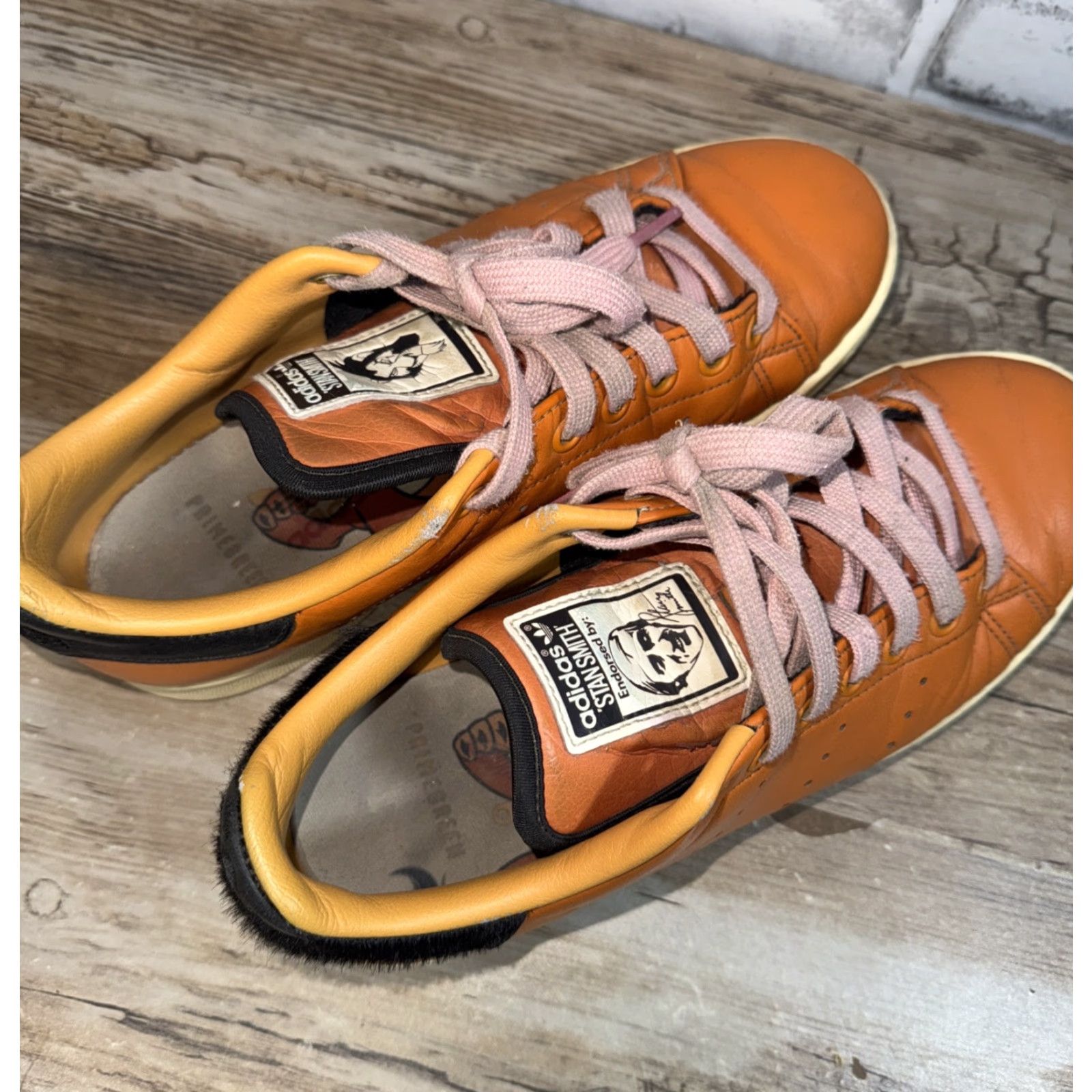 Adidas **Lion King Scar Adidas Stan Smith Mens Orange Size 6 Sneaker** User: **Scar Lion King Adidas Stan Smith Mens Orange Size 6 Sneaker** Size US 6 / EU 39 - 7 Thumbnail