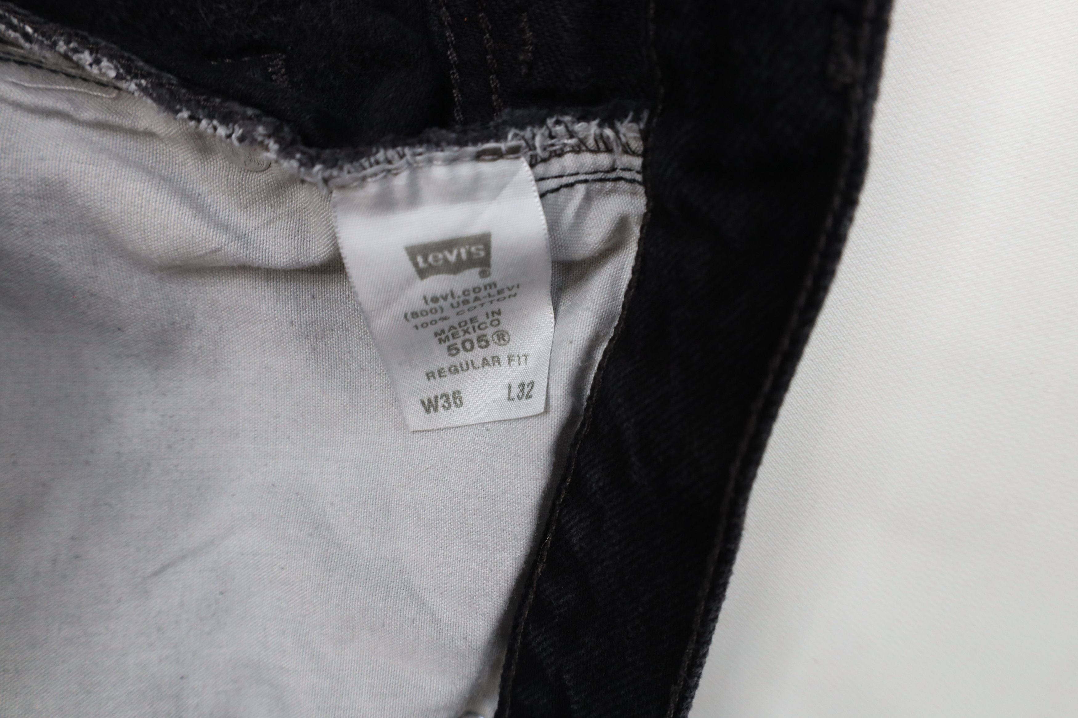 Levi's × Vintage Vintage Y2K Levis 505 Regular Fit Denim Jeans Black Cotton Size US 34 / EU 50 - 7 Thumbnail
