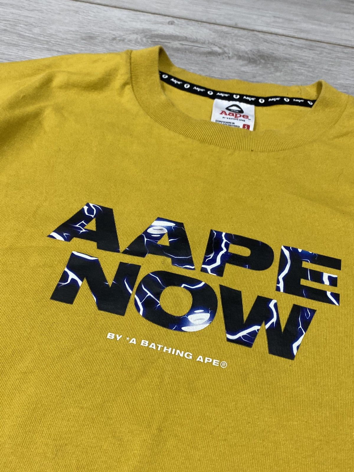 Aape Aape Now Tee Size US S / EU 44-46 / 1 - 4 Thumbnail