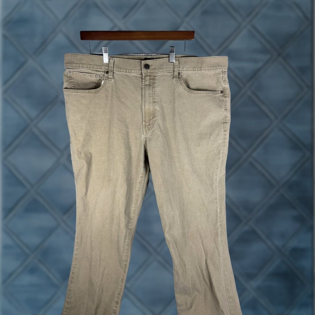 Lucky Brand Lucky Brand Jeans Mens 40x32 Straight Leg Denim Pants Beige 223 Straight Pockets Zip Fly Belt Loops Womens? (note: final) Size US 40 / EU 56 - 1 Thumbnail