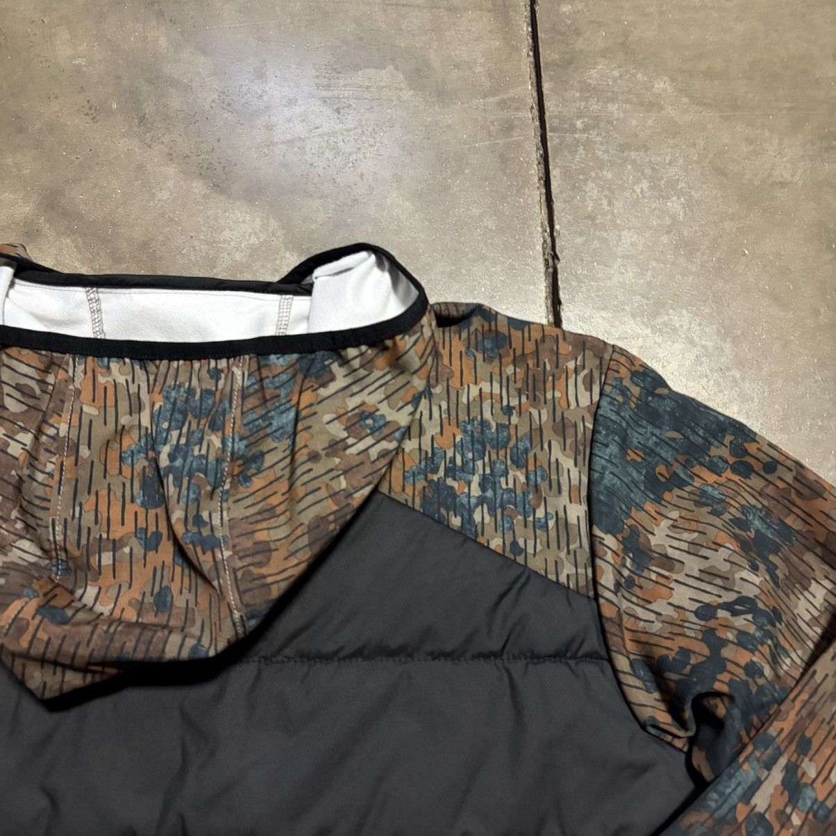 The North Face The North Face Lightweight Puffer Jacket Camo Outdoor Hiking Size US S / EU 44-46 / 1 - 8 Thumbnail