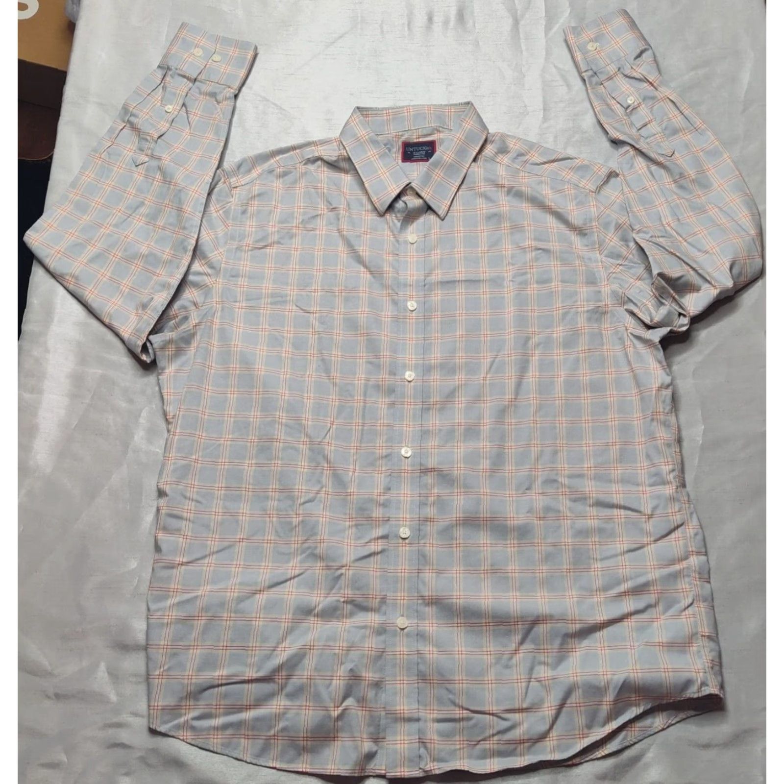 UNTUCKit UNTUCKit RIDEGEVIEW-WF REGULAR FIT Men XL Gray Red windowpane Plaid Button-Up Shirt Size US XL / EU 56 / 4 - 7 Thumbnail