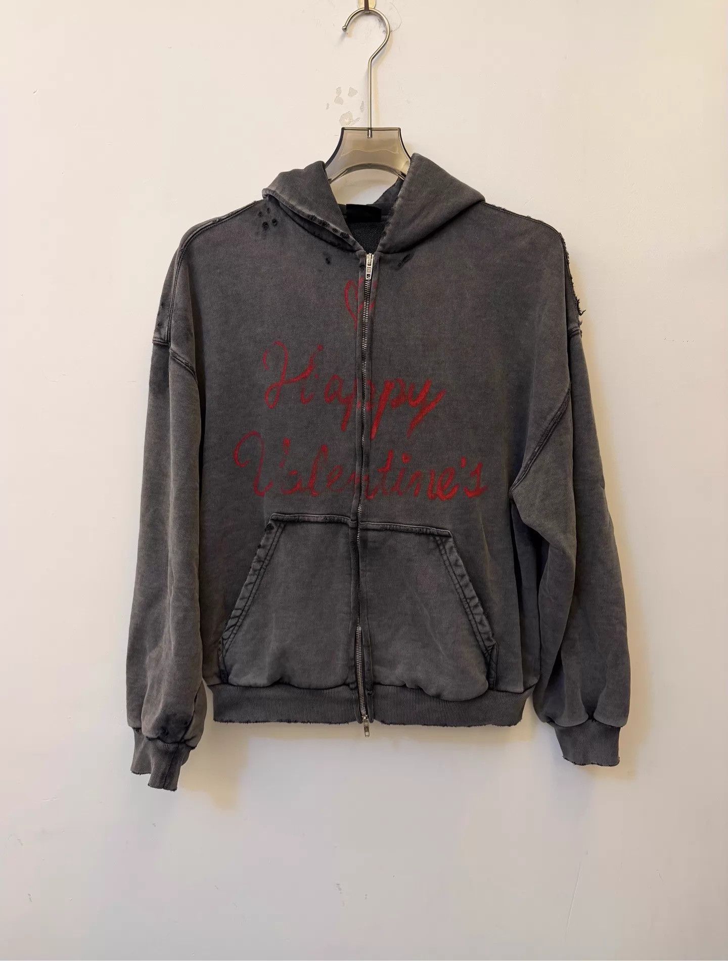Balenciaga Balenciaga Graffiti Heart Hoodie Limited XS Size XS / US 0-2 / IT 36-38 - 1 Thumbnail