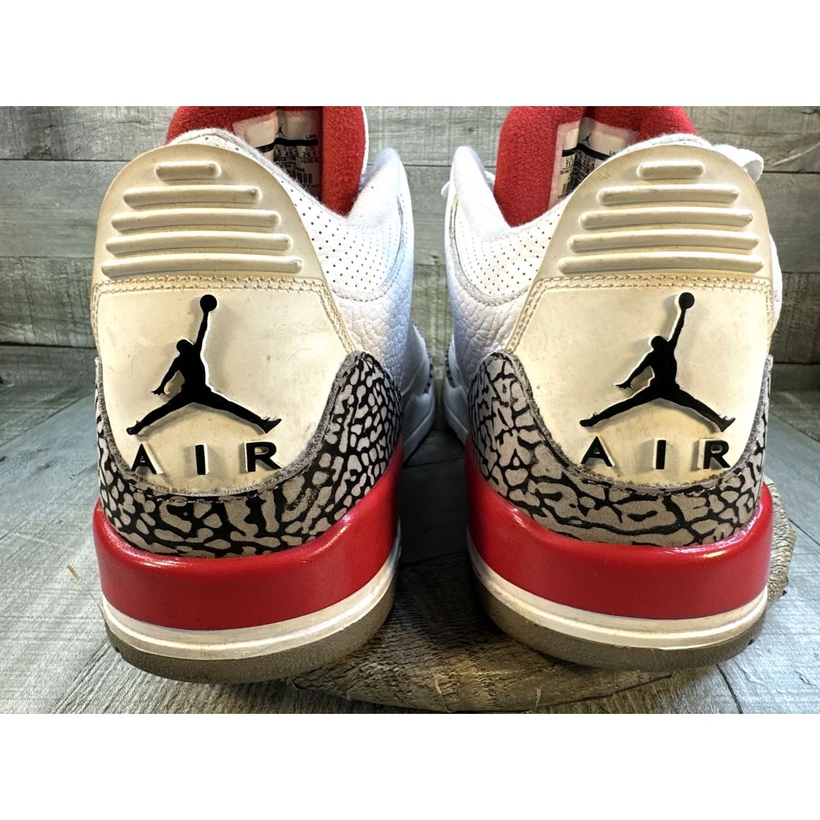Jordan Brand Nike Air Jordan 3 Retro Hall of Fame 2018 Cement Sneaker Men 11.5 White 2018 Low Top M 136064-116 Size US 11 / EU 44 - 6 Thumbnail