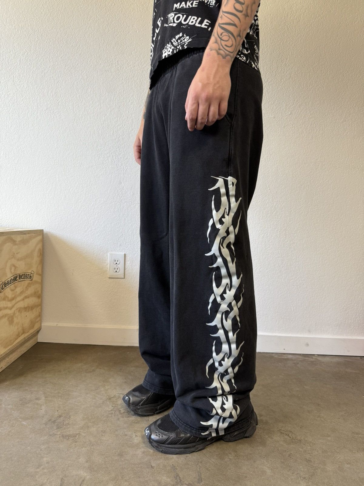 Star flare sweats