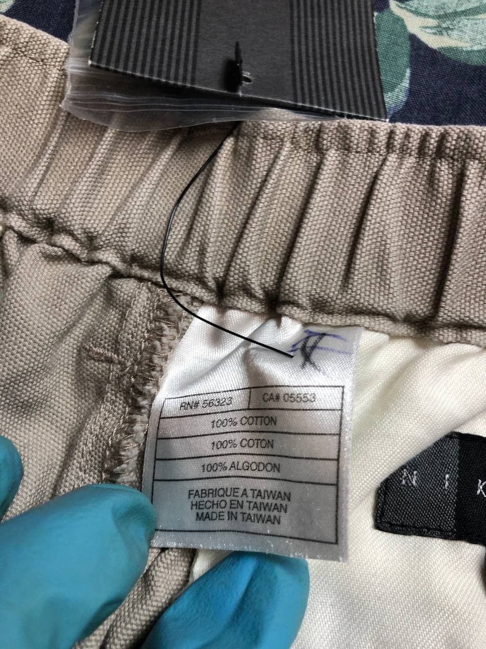 Nike Vintage Nike shorts streetwear swoosh casual y2k Size US 30 / EU 46 - 15 Thumbnail