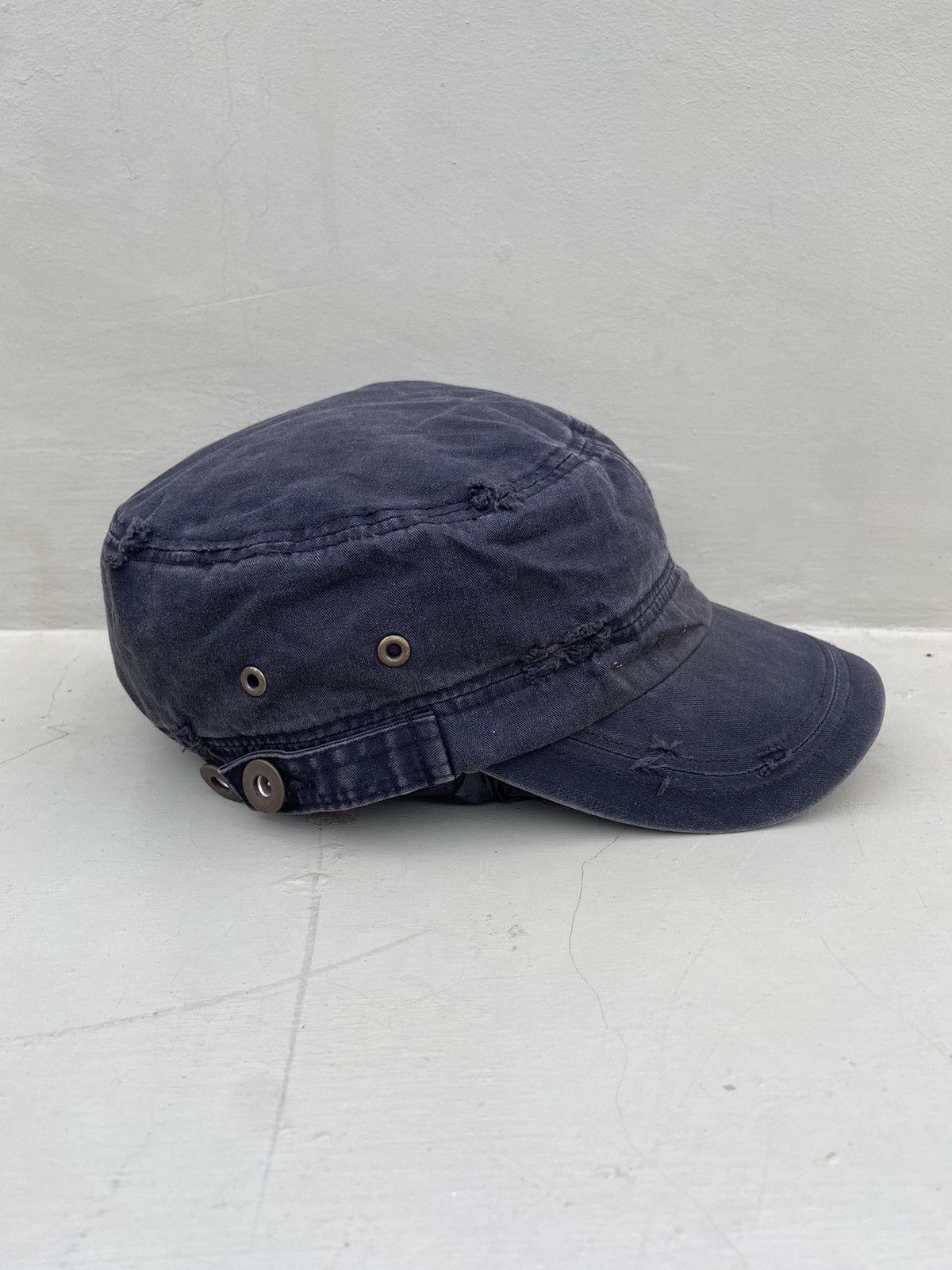 If Six Was Nine 2000s punk studded ifsixwasnine patrol hat Size ONE SIZE - 5 Thumbnail