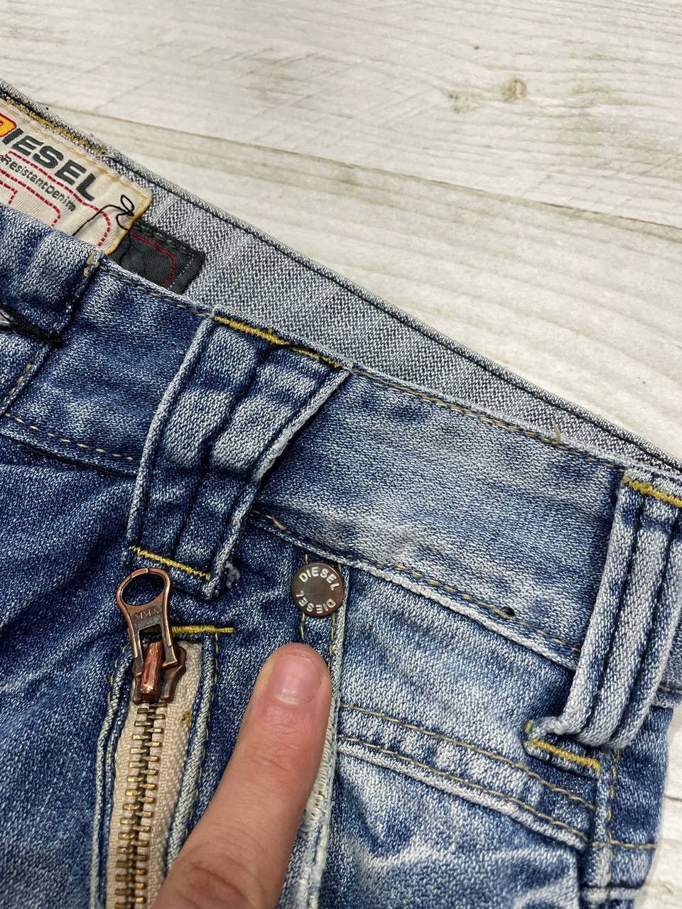 Diesel Vintage Diesel Denim Jeans Big Logo 90s Size US 30 / EU 46 - 11 Thumbnail