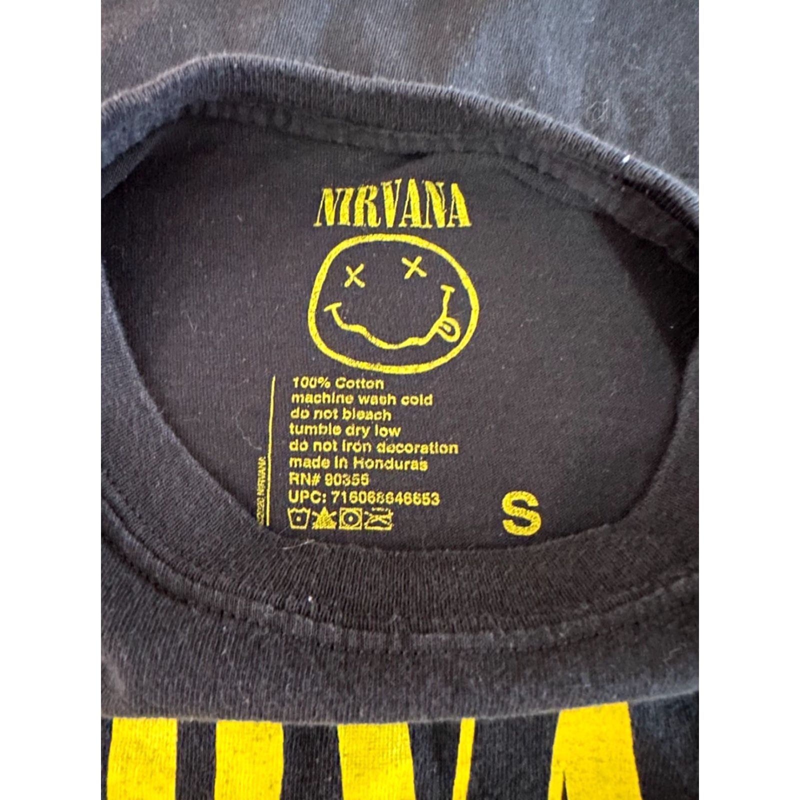 Vintage Nirvana T-Shirt Black Small Men Short Sleeve Crew Neck Cotton Polyester Brand Nirvana Regular All Seasons Band 90s? Size US S / EU 44-46 / 1 - 3 Thumbnail