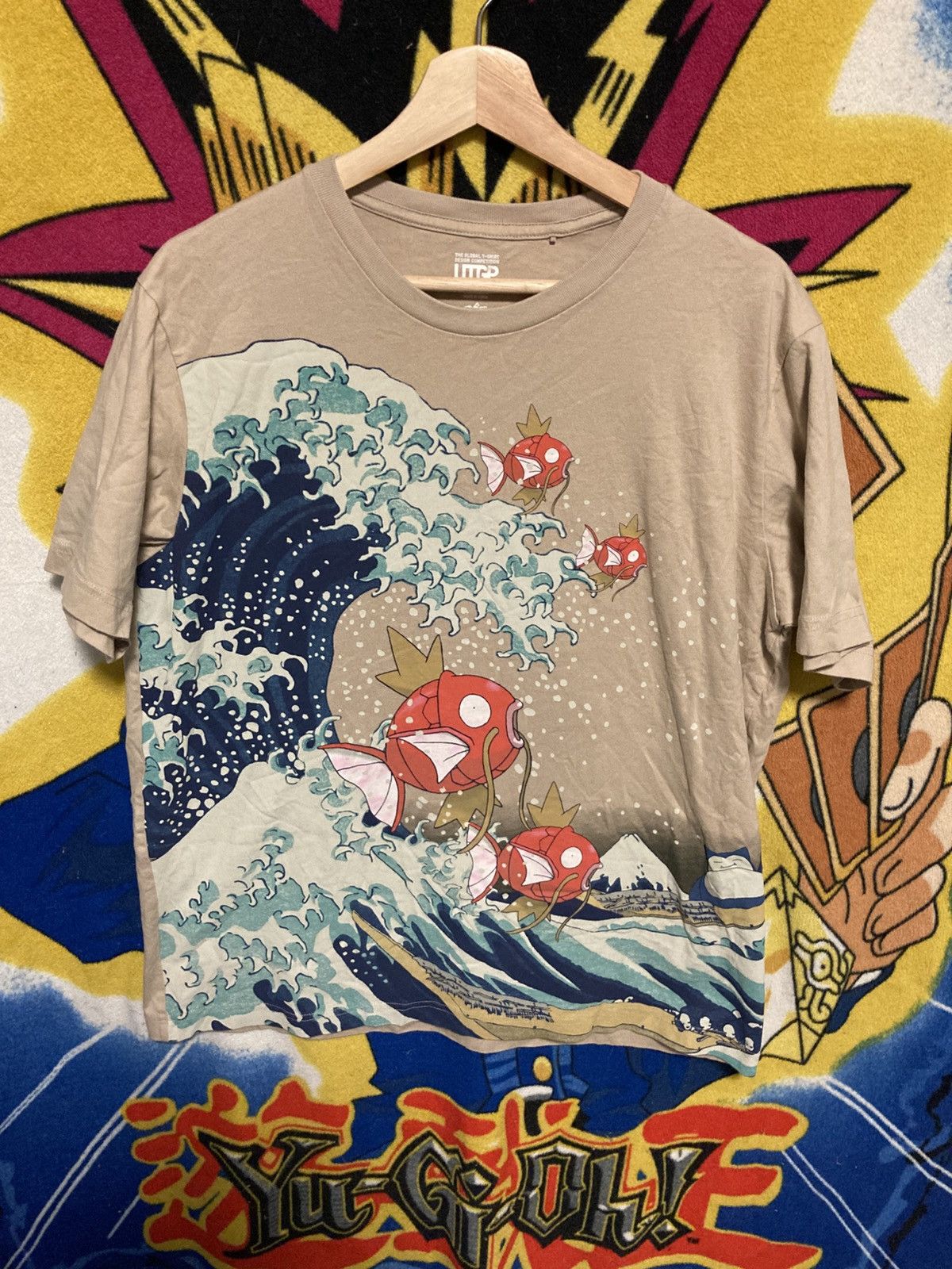 Pokemon × Uniqlo Magikarp Uniqlo Wave shirt Size US L / EU 52-54 / 3 - 1 Thumbnail