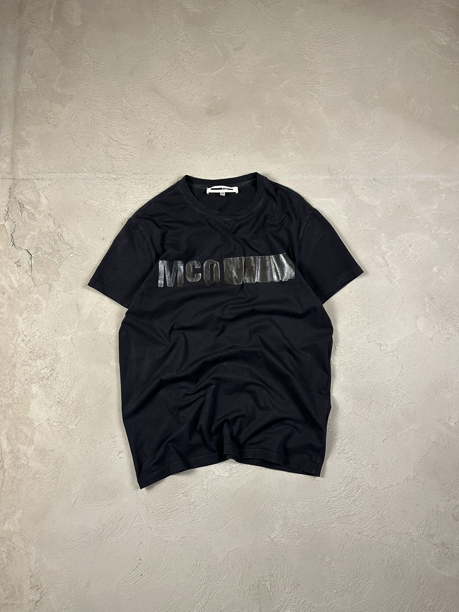 Alexander McQueen Alexander McQueen MCQ Logo Spellout T-shirt Size US XL / EU 56 / 4 - 1 Thumbnail