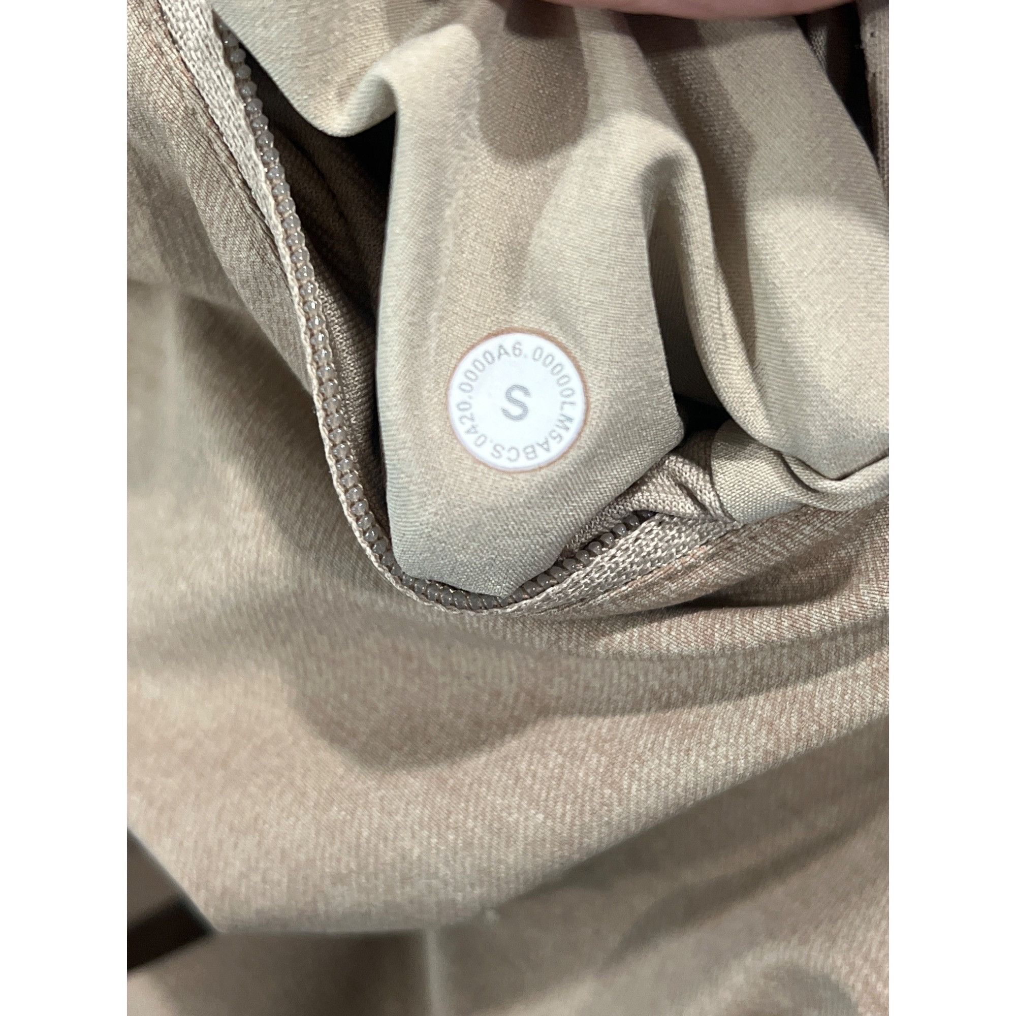 Lululemon Lululemon License To Train Pant *30" Small (28)Trench Size US 27 - 8 Thumbnail