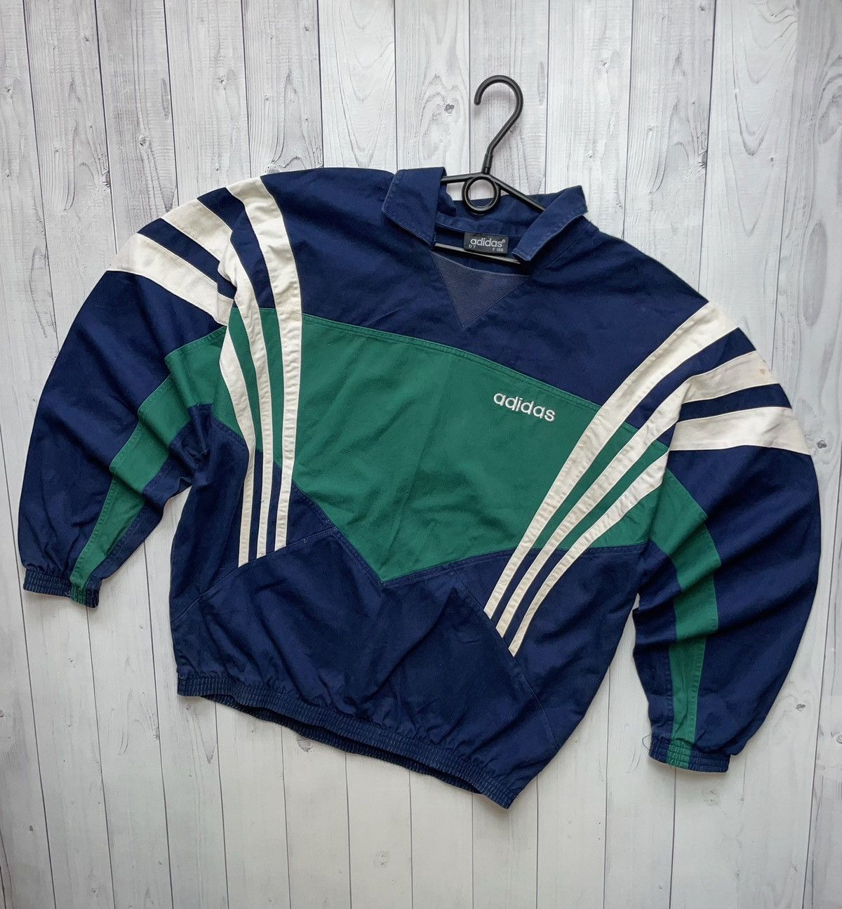 Vintage Vintage adidas rugby jersey sweatshirt size L logo Size US L / EU 52-54 / 3 - 1 Thumbnail